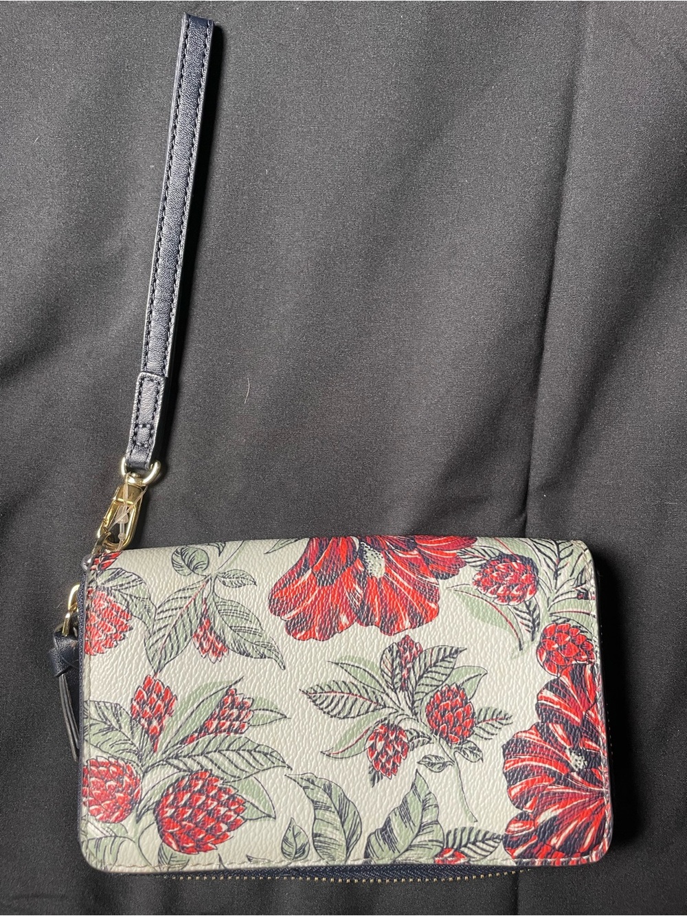 Tory Burch Cream Floral Leather Wristlet with Red Print - Picture 7 of 8